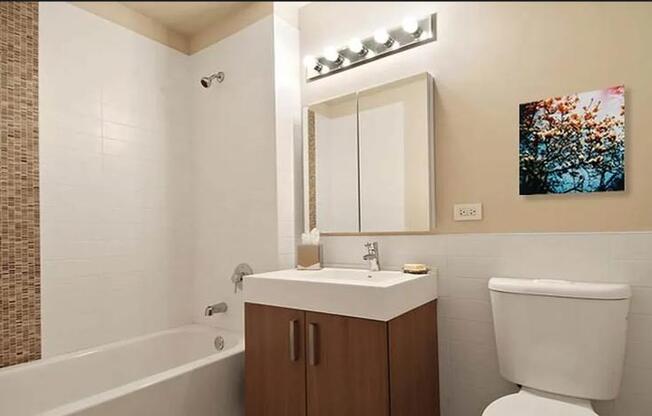 537 W 27 ST