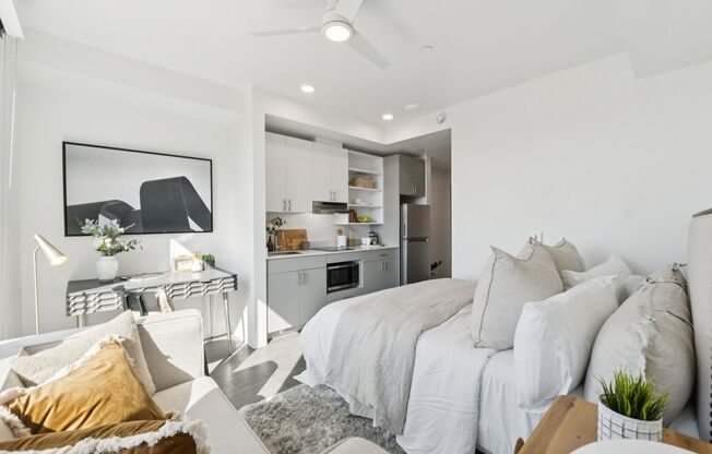 Studio, 1 bath, 277 sqft, $1,425, Unit 202