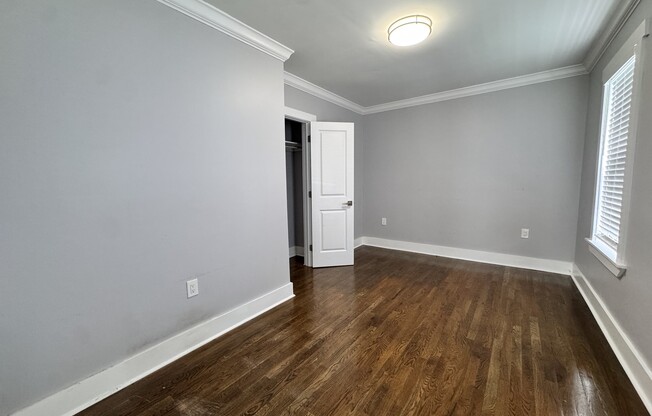 2 beds, 1 bath, 1,000 sqft, $3,300, Unit 3