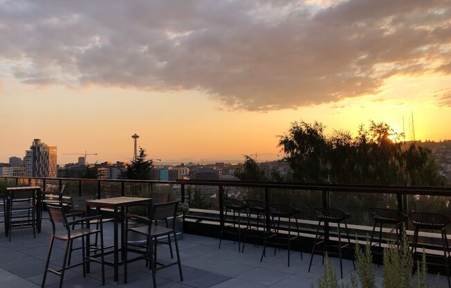 2 beds, 1 bath, 728 sqft, $3,095, Unit 310