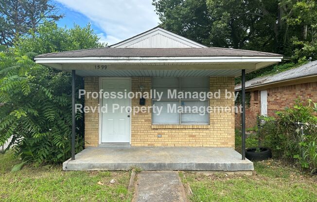 Spacious 3 Bedroom 1 Bath Home!
