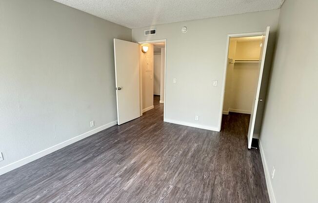 1 bed, 1 bath, 671 sqft, $2,415, Unit 208