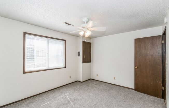 1 bed, 1 bath, 700 sqft, $805