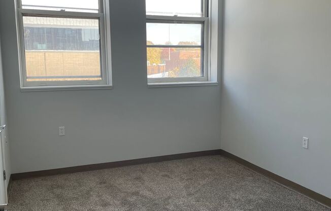 1 bed, 1 bath, 625 sqft, $895, Unit 302