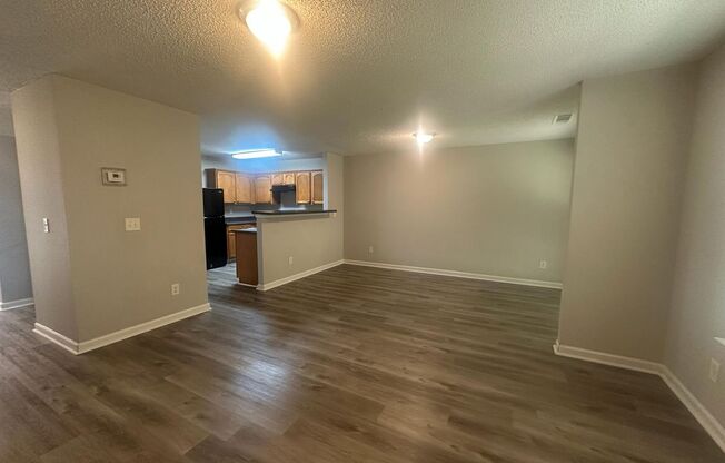 1435 Maple Valley Ct - Beautiful Union City Townhouse