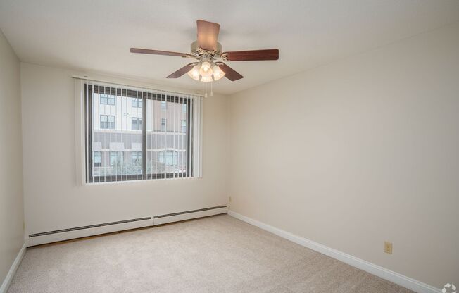 2 beds, 1 bath, 950 sqft, $1,395, Unit 3028409