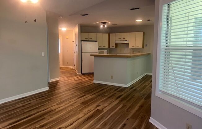 6792-17 Willowbrook ~ Stewarts Creek