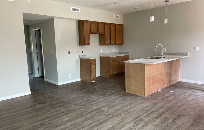 1 bed, 1 bath, 650 sqft, $699, Unit 110