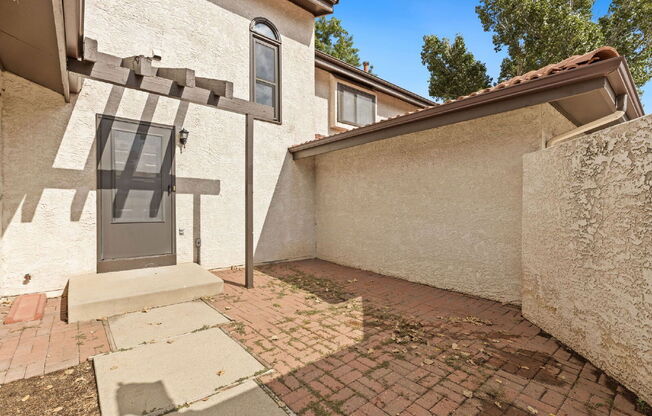 7480 ALAMEDA CT