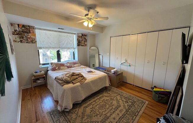 2 beds, 1 bath, 1,000 sqft, $1,975, Unit 404