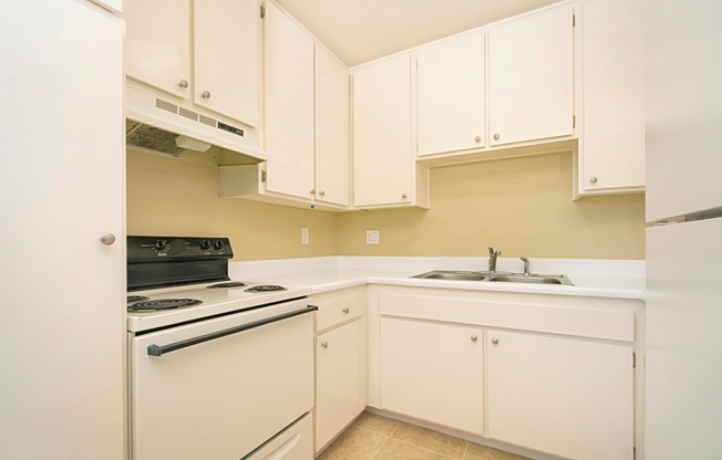 1 bed, 1 bath, 700 sqft, $1,975, Unit 21