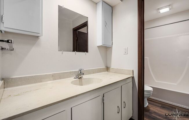 1 bed, 1 bath, 540 sqft, $945, Unit 107