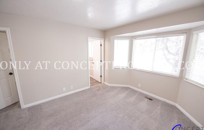 3 beds, 2.5 baths, 1,262 sqft, $2,499, Unit 920