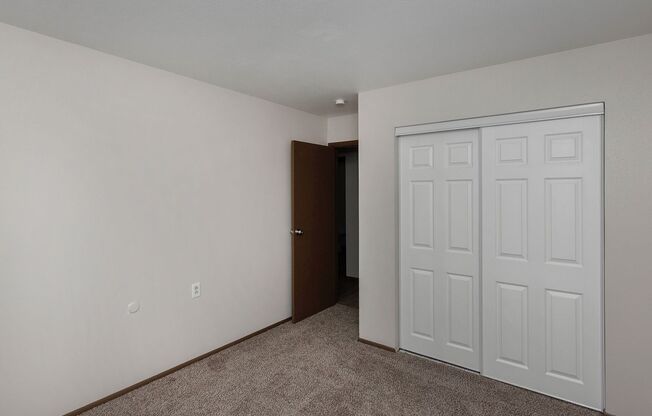 2 beds, 1 bath, 850 sqft, $795, Unit 3535 N Main Street Apt C-7