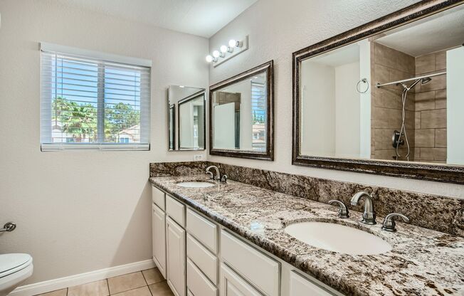 Beautiful 3 Bedroom Home In South Shores