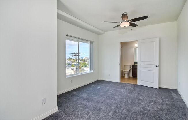 1 bed, 1 bath, 977 sqft, $2,695, Unit 108