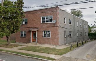 Thouron Apartments