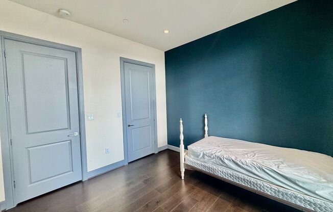 2 beds, 2 baths, 1,455 sqft, $4,000, Unit 1103