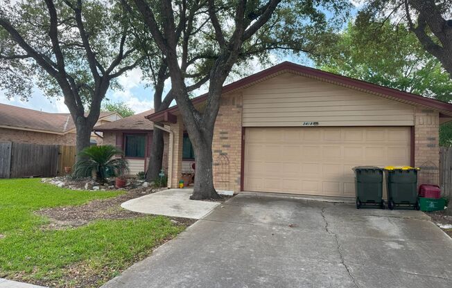 Welcome home to 3418 Meadowhead Drive!
