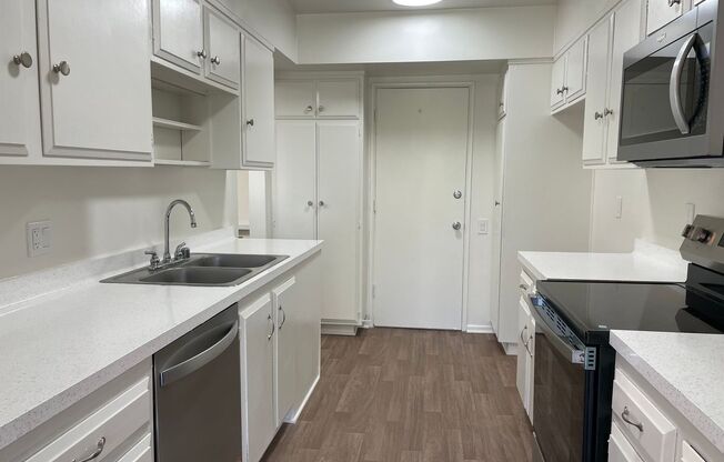 Terraces at the Oaks Apartments