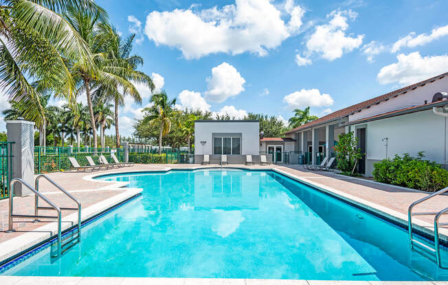 Outdoor Swimming Pool at Cedar Grove Apartments in Miami Gardens FL