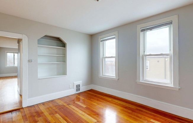 677 Bennington St.