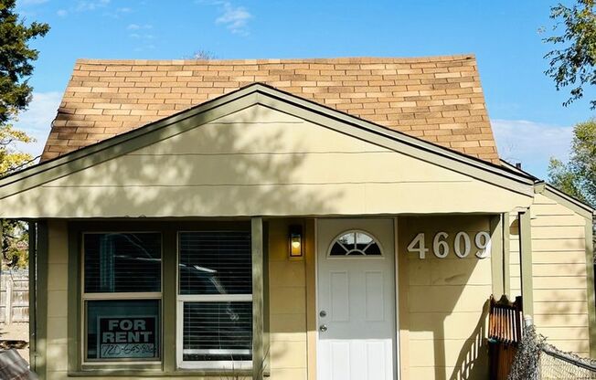 2 beds, 1 bath, $2,400