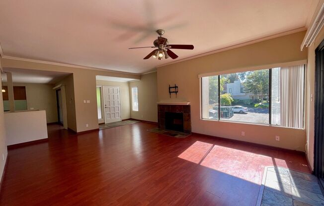 3 bedroom 2 1/2 bath Townhome with Office in College area with pool