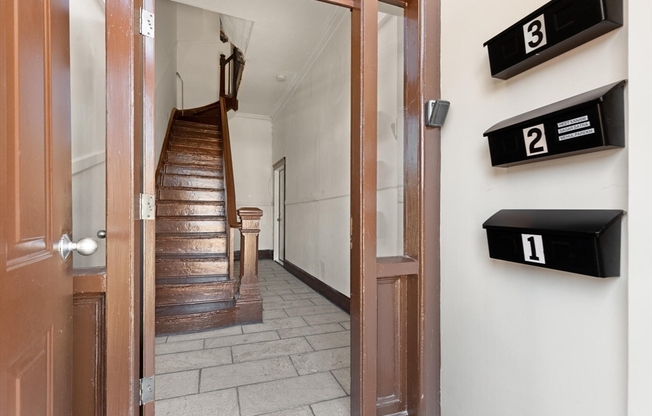 7 FORBES ST