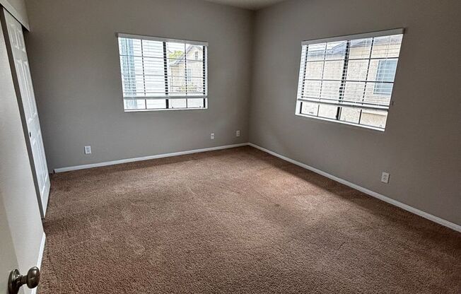 535 Glover Ave