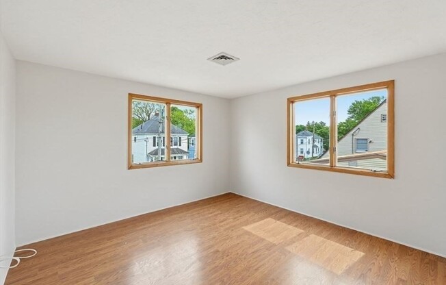 3 beds, 2.5 baths, 2,490 sqft, $3,700, Unit 20