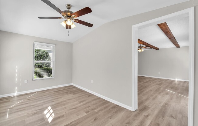 3825 OAKWOOD RD