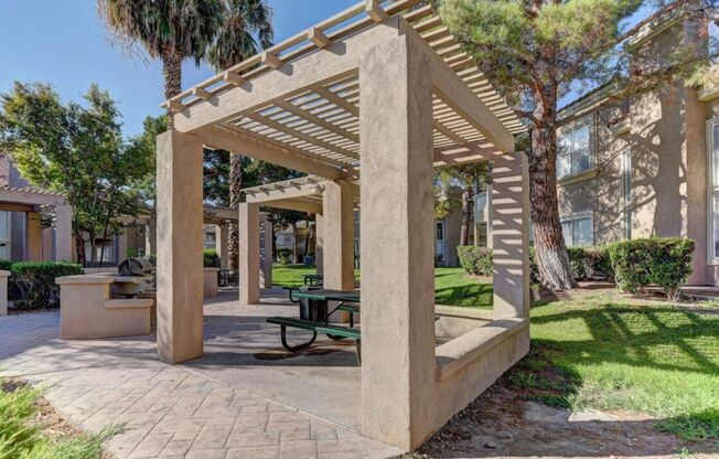 Beautiful spacious 2 bedroom 2 bathroom condo with 2 car garage
