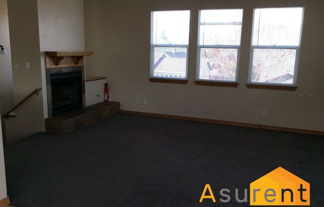 3 beds, 2 baths, $2,200