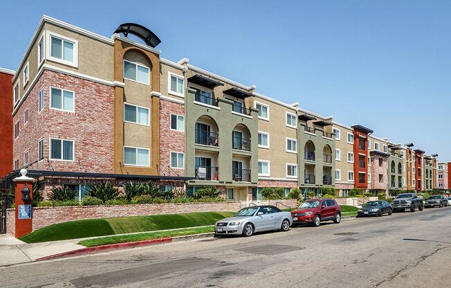 Luxury Woodland Hills CA Apartments for Rent- Exterior Shot of Aster Apartments' Building During Daytime.