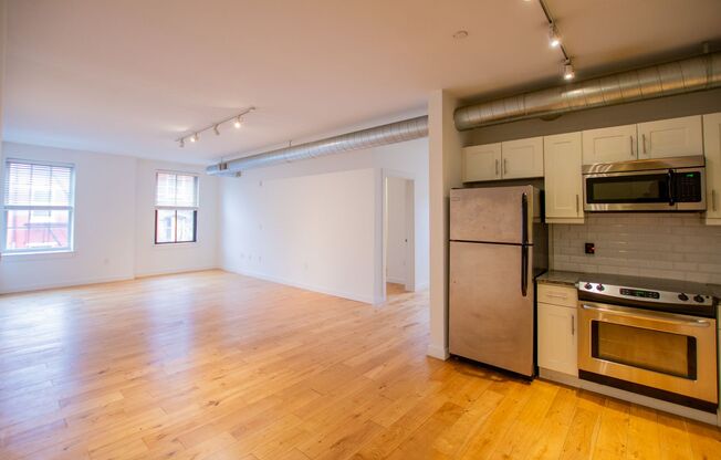 1 bed, 1 bath, 602 sqft, $2,108, Unit 315