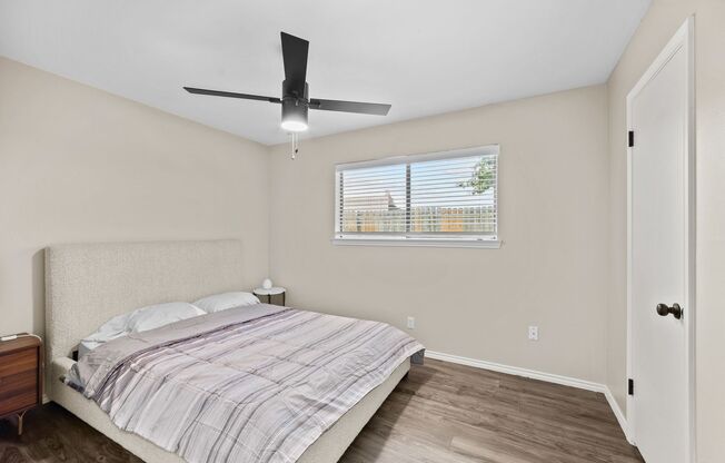 2 beds, 1 bath, $2,100, Unit 145