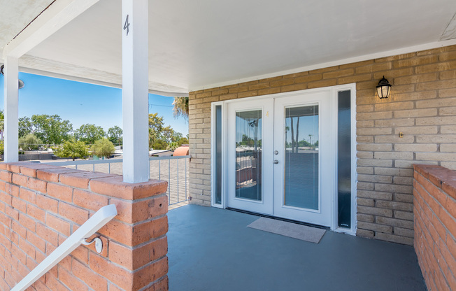 3702,3710, 3718 E Glenrosa Ave