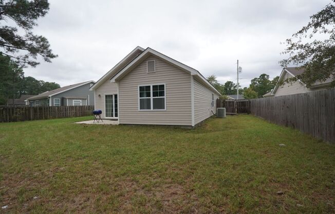 Welcome to 412 Ridgeway Drive in Sneads Ferry, NC