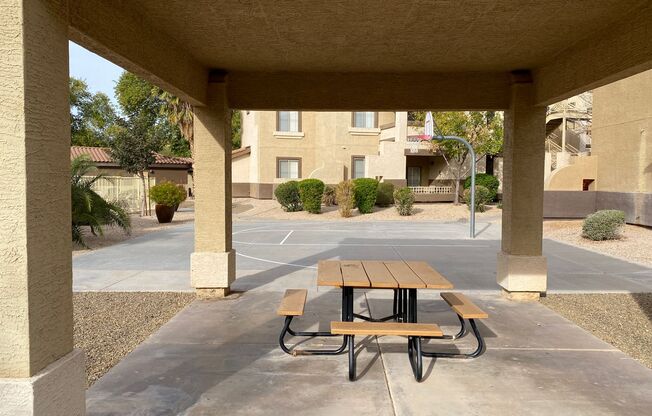 2 beds, 2 baths, $1,695, Unit # 2060