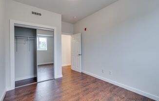 2 beds, 1 bath, 950 sqft, $1,500, Unit Unit 3