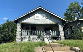 5013 South Benton Ave. | 1 BR 2 BA | 960 Sq. Ft.