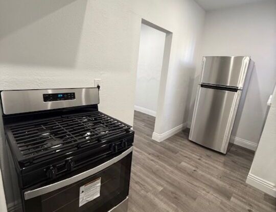 1 bed, 1 bath, $1,795, Unit A