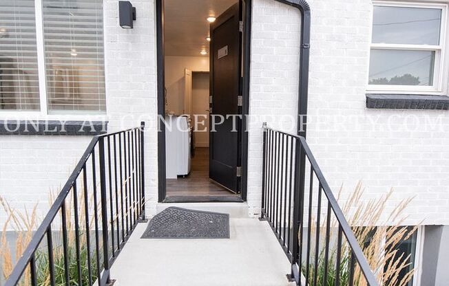 3 beds, 2 baths, 1,775 sqft, $2,425, Unit 01