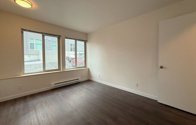 1 bed, 1 bath, 619 sqft, $1,625, Unit 105