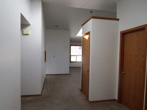 2 beds, 2 baths, $2,000