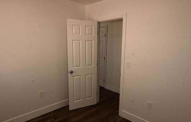 3 beds, 1 bath, $1,200