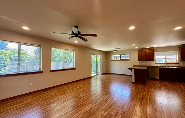 5835 Pioneer Ridge Pl, Ferndale