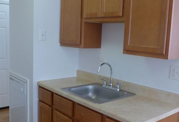 1 bed, 1 bath, 625 sqft, $1,550, Unit 312