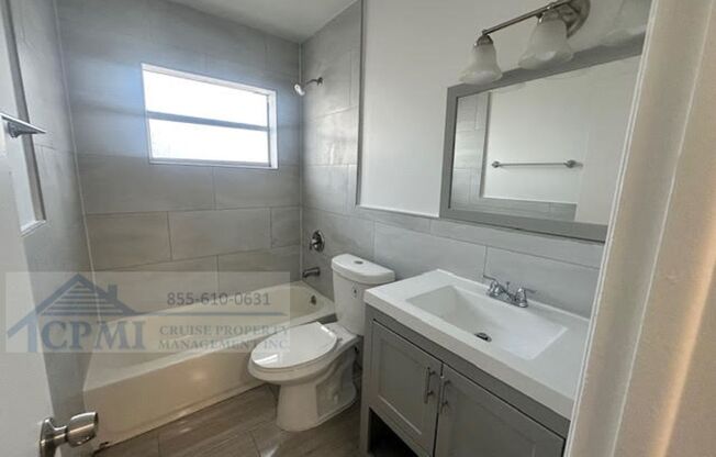 1 bed, 1 bath, 744 sqft, $1,725, Unit 38